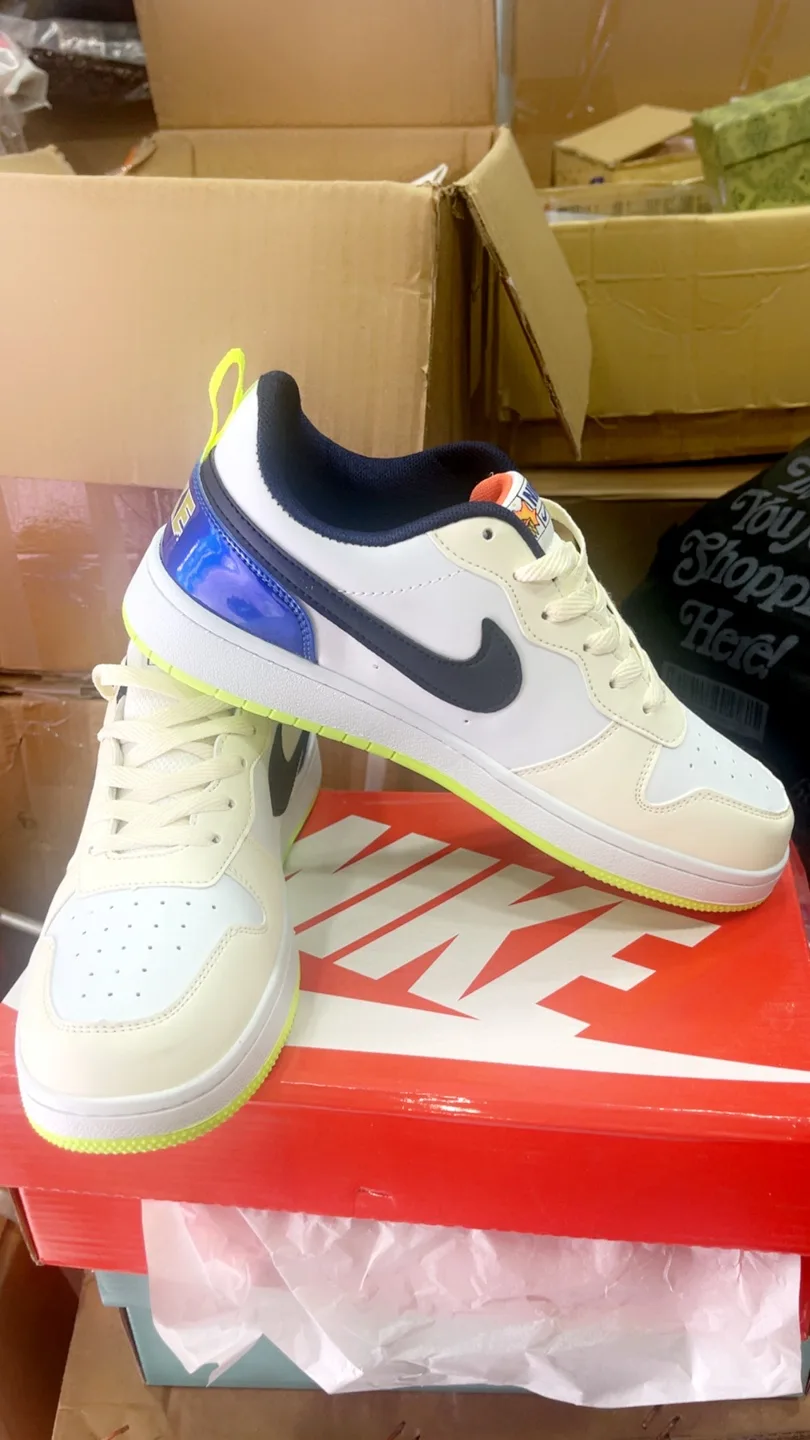 Nike Court Vision Low Sneakers thumbnail