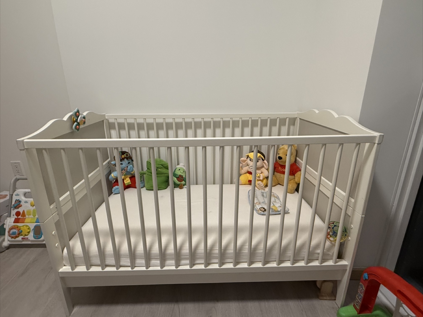 Ikea Crib & Naturepedic Organic Mattress - photo 2