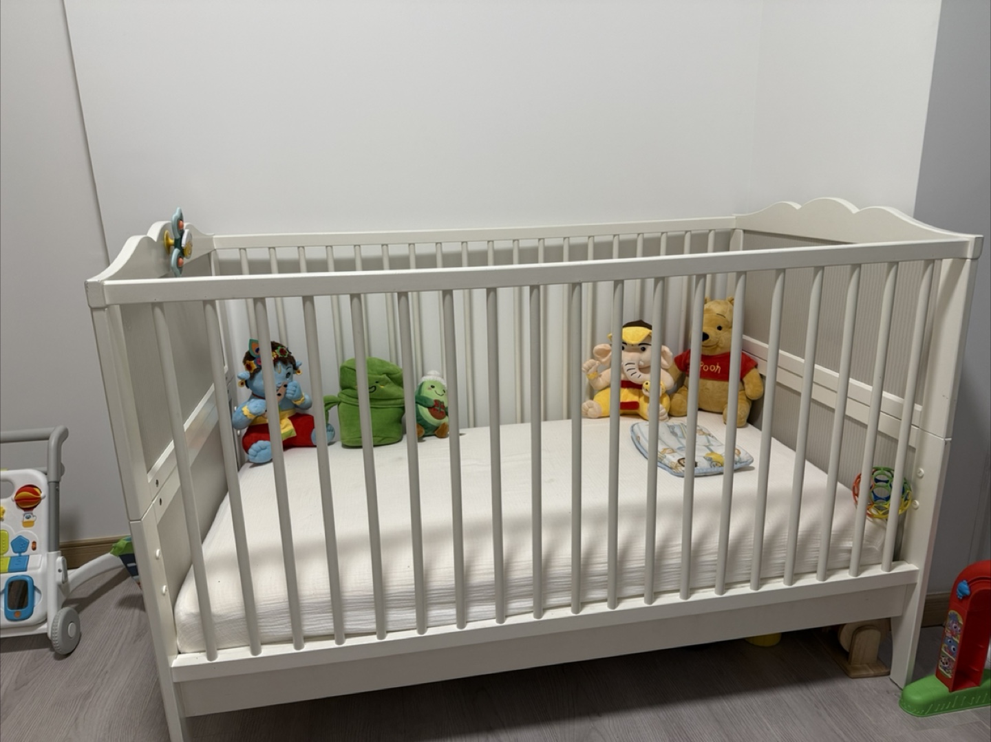 Ikea Crib & Naturepedic Organic Mattress - photo 5