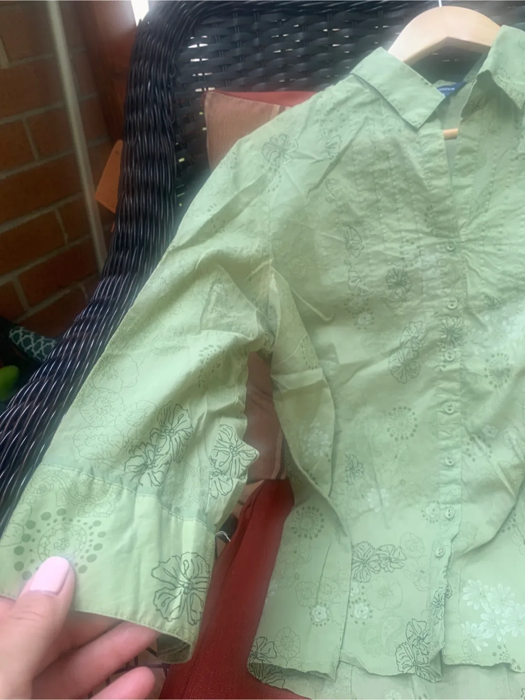 Woman's Sage Green Floral Blouse 🧡 image indicator(4)