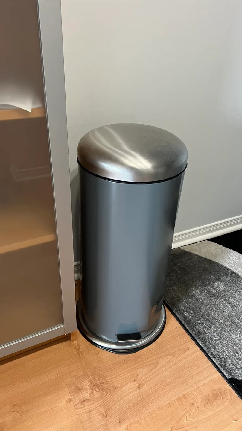 Grey Step-On Trash Can thumbnail