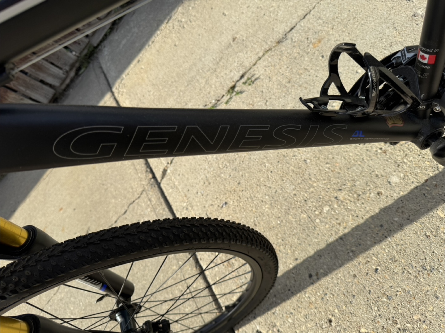 Genesis Mountain Bike - Great Condition! - photo 2