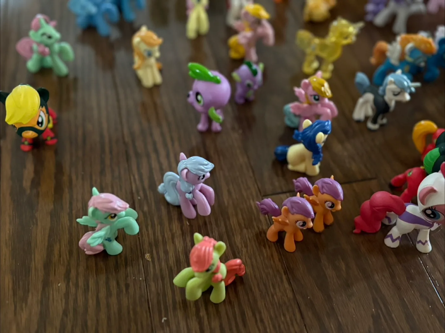 My Little Pony Mini Figures-5 figures for $15 thumbnail