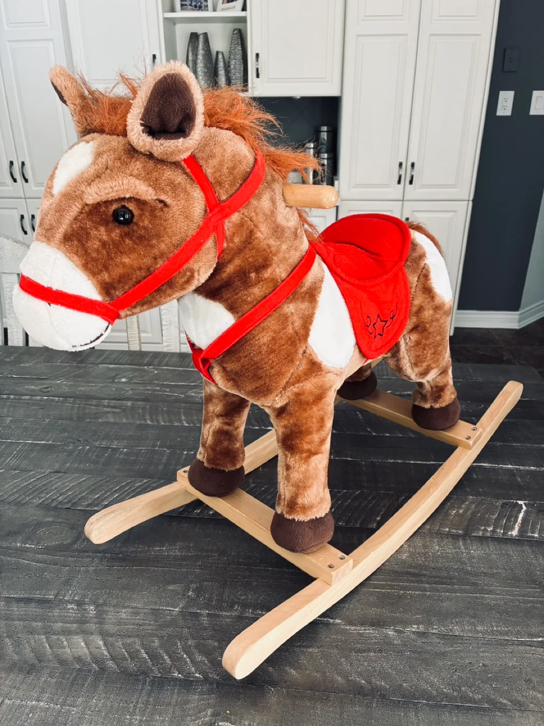 Rocking horse with neighing & galloping sounds thumbnail