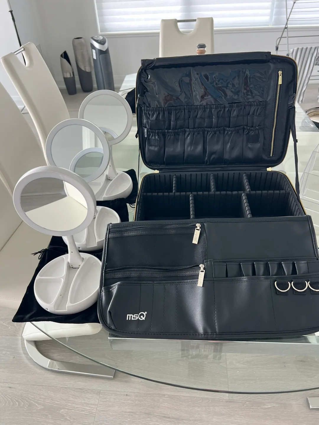 MSQ Makeup Train Case & Vanity Mirror Set image indicator(2)