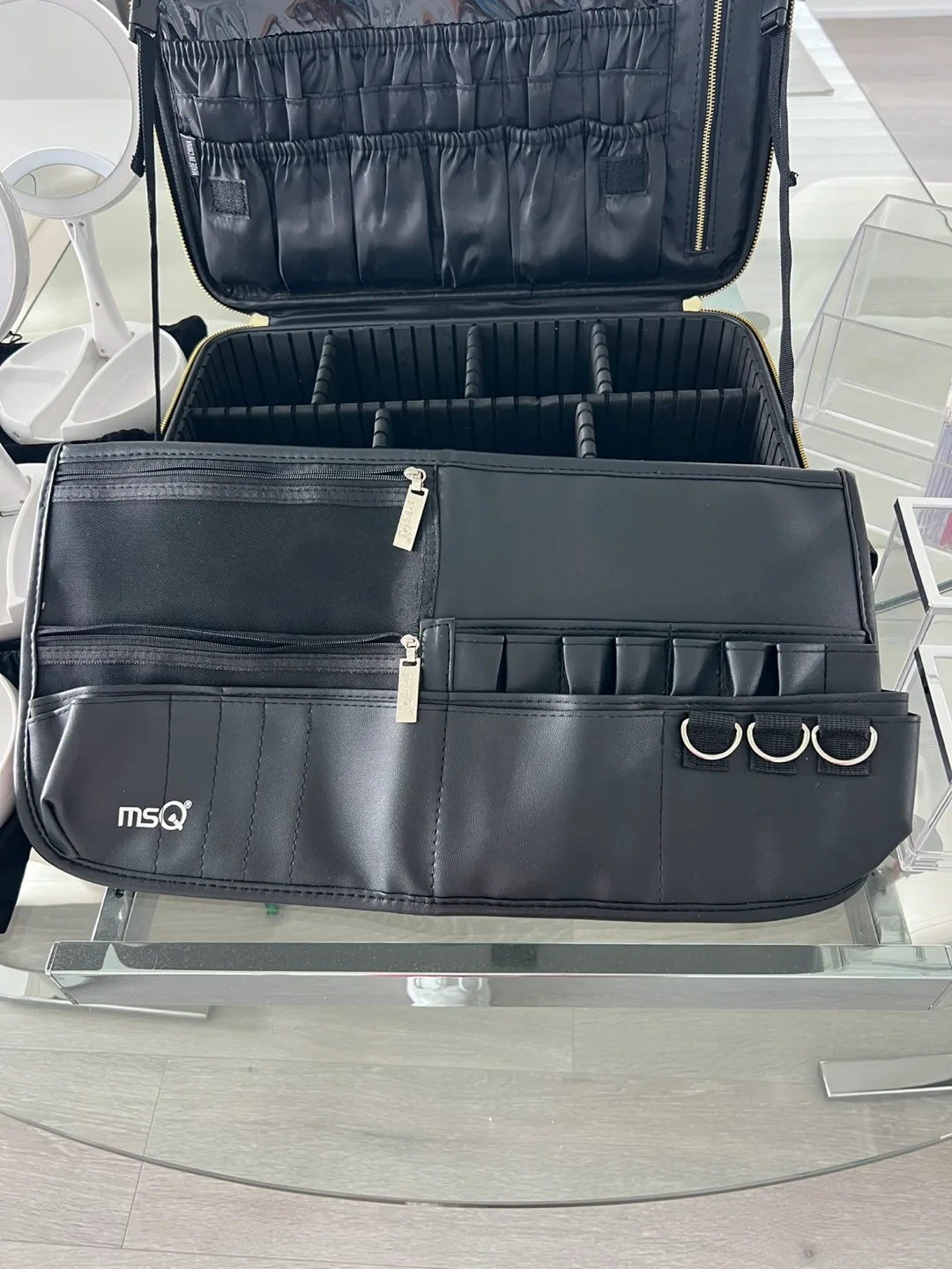 MSQ Makeup Train Case & Vanity Mirror Set image indicator(5)