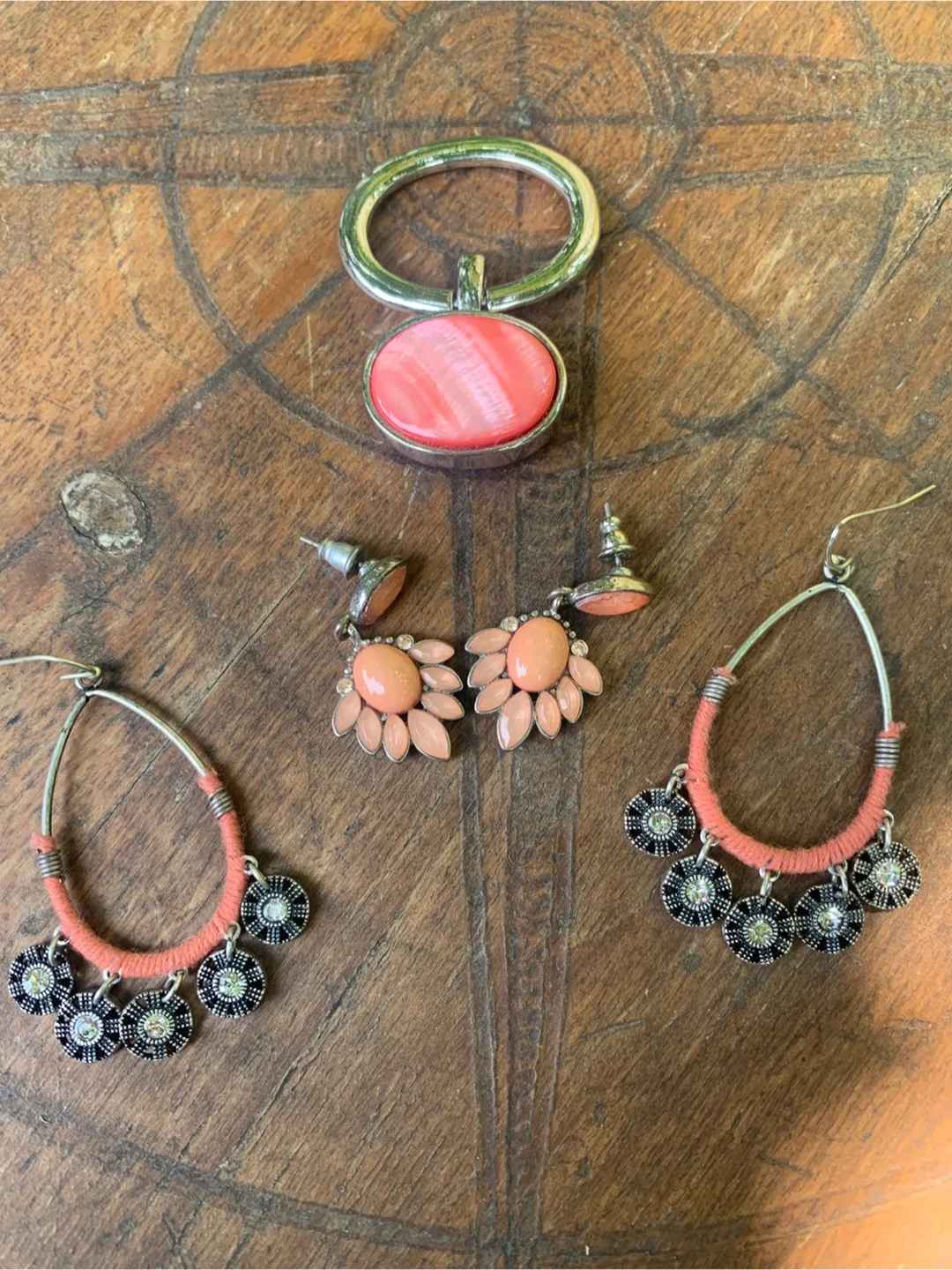 Free Earrings and Pendant Set 🧡 thumbnail