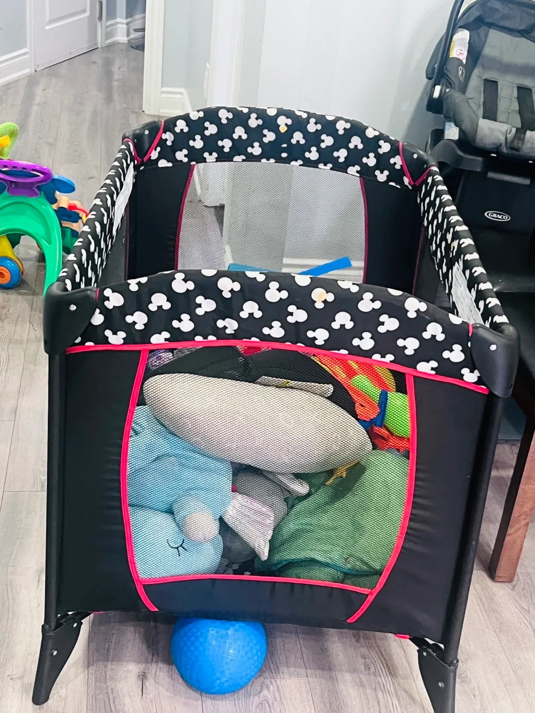 Disney Baby Mickey Mouse Playard/Playpen image indicator(4)