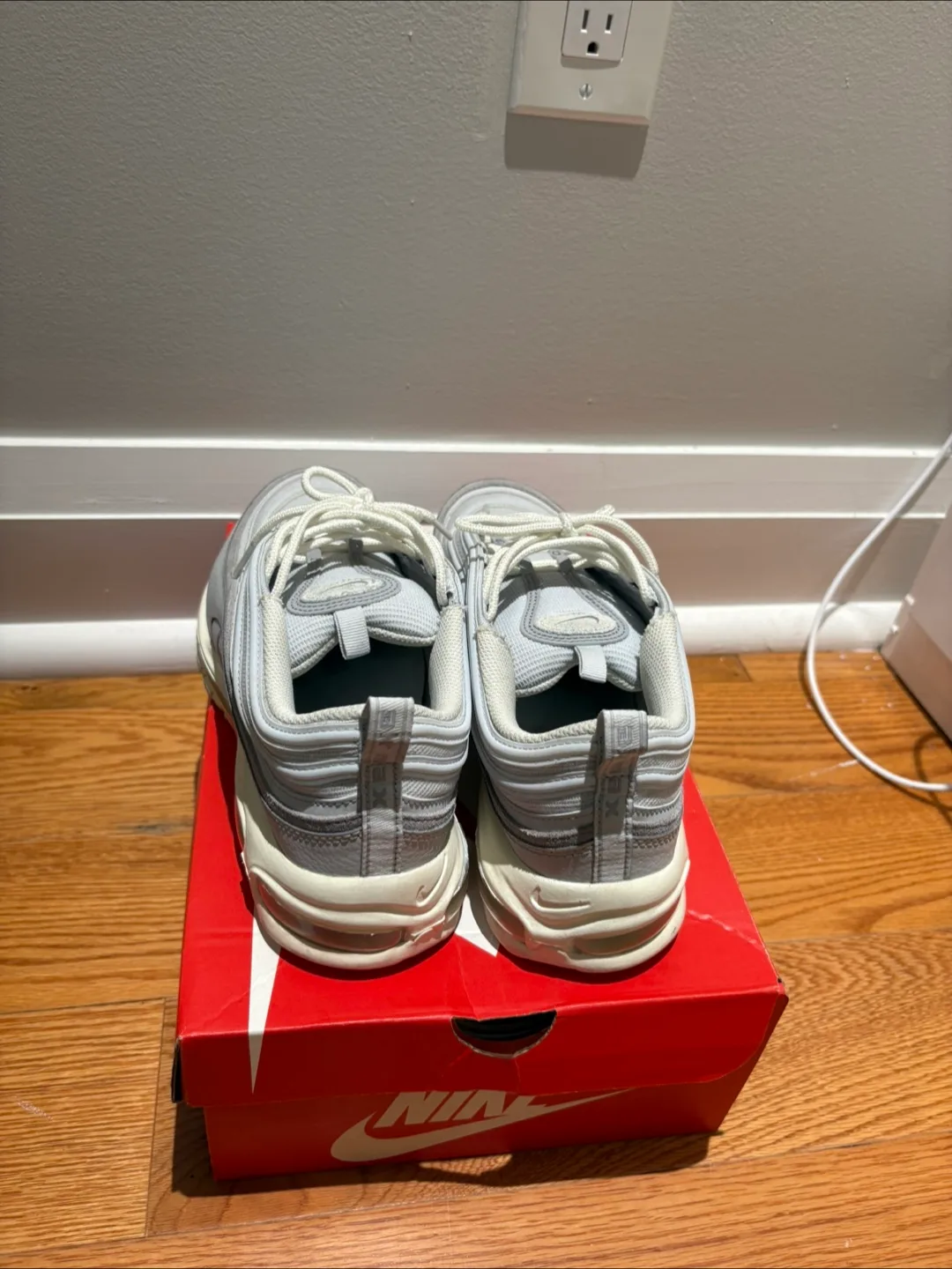 Nike Air Max 97 Grey/White, Size 10.5 US image indicator(3)