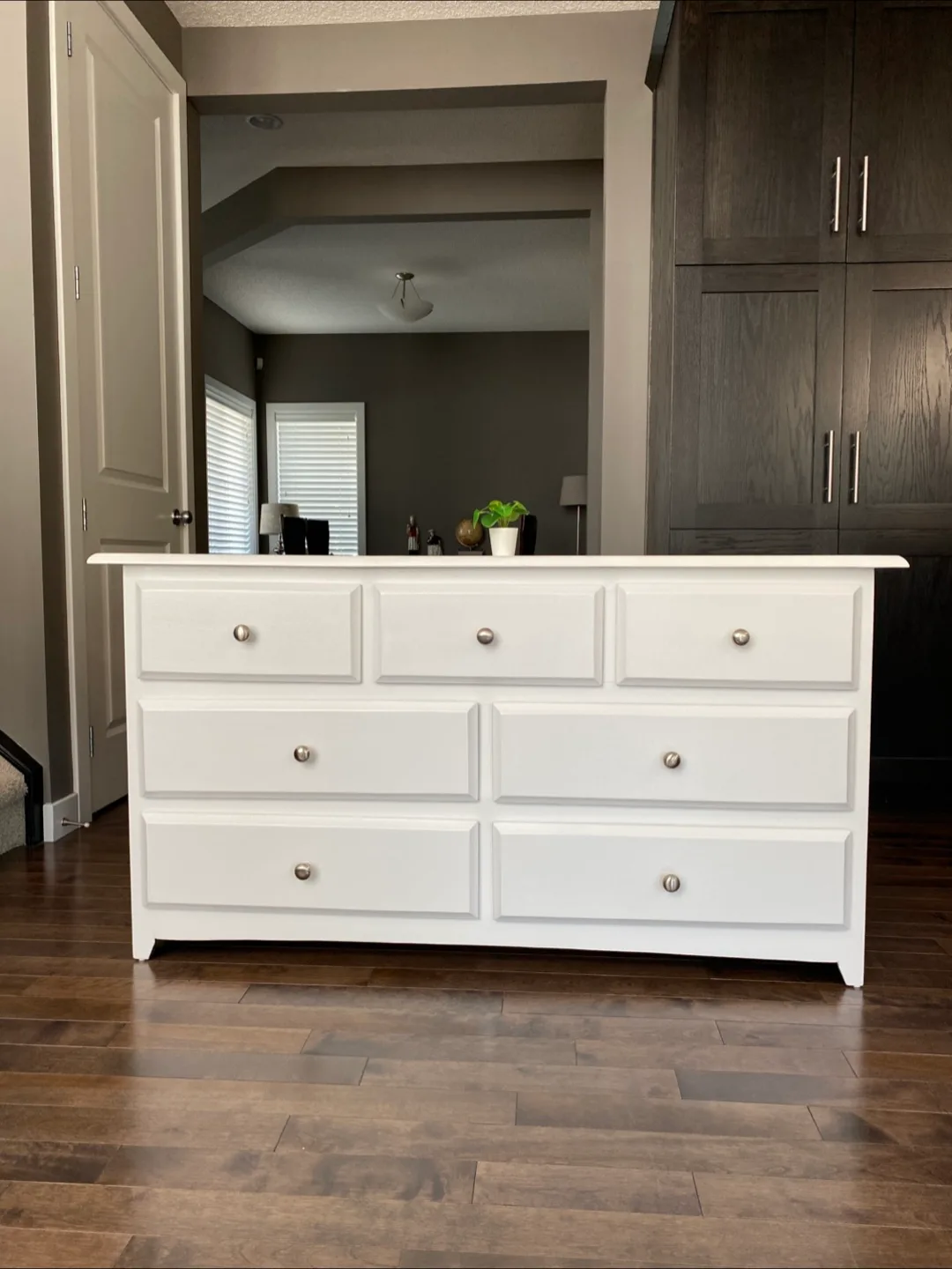 🏆 Awesome refurbished drawers / dressers thumbnail