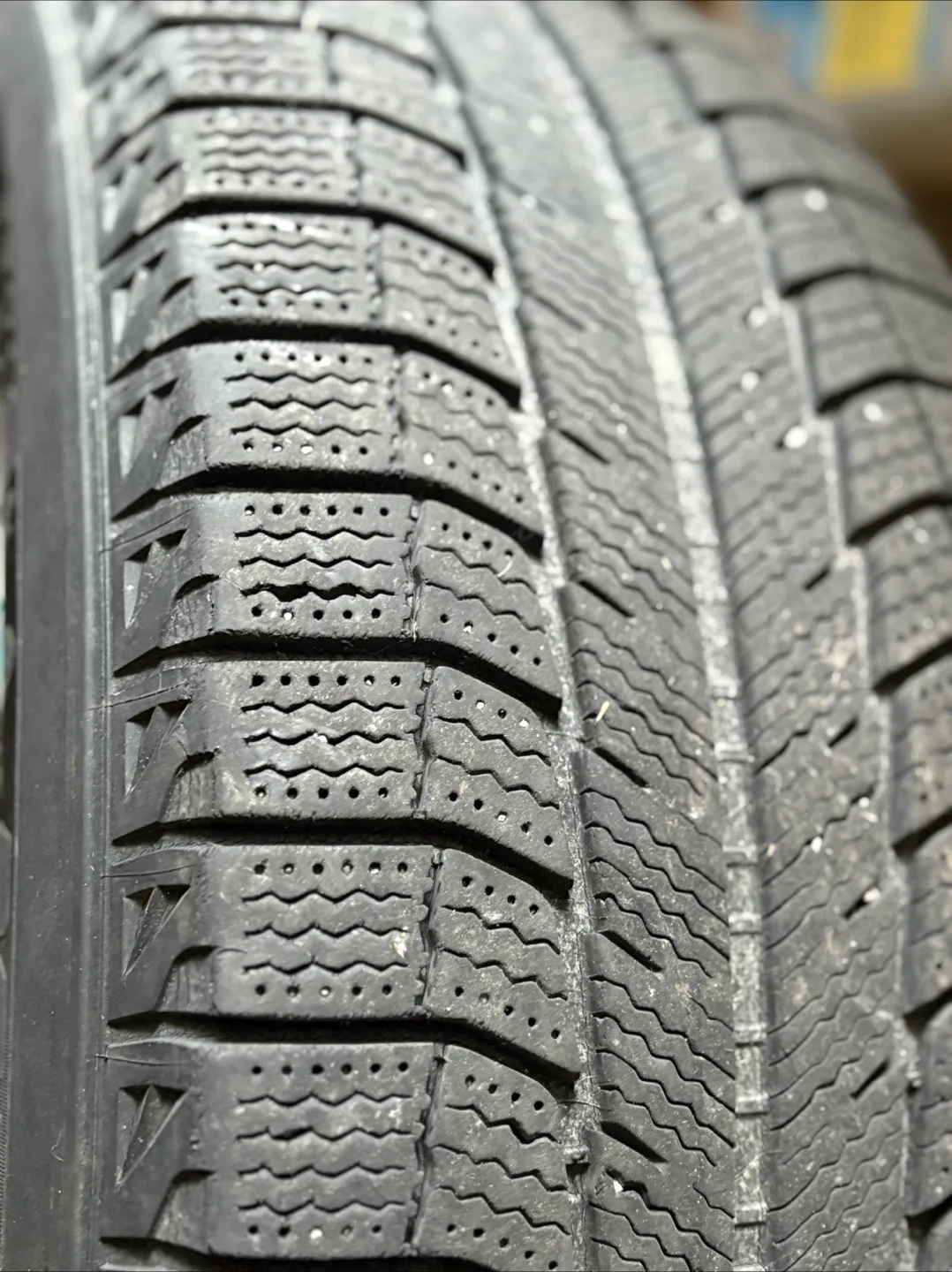 Michelin 225/65R17 Winter Tires on Rims thumbnail