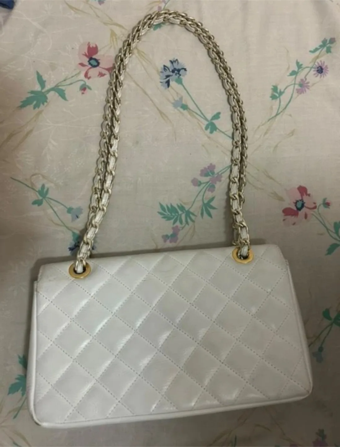 Boulevard White Leather Shoulder Bag image indicator(2)