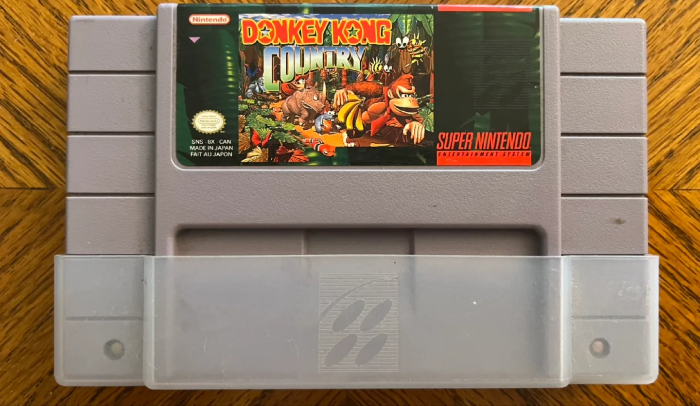 Donkey Kong Country - SNES (Like New) thumbnail
