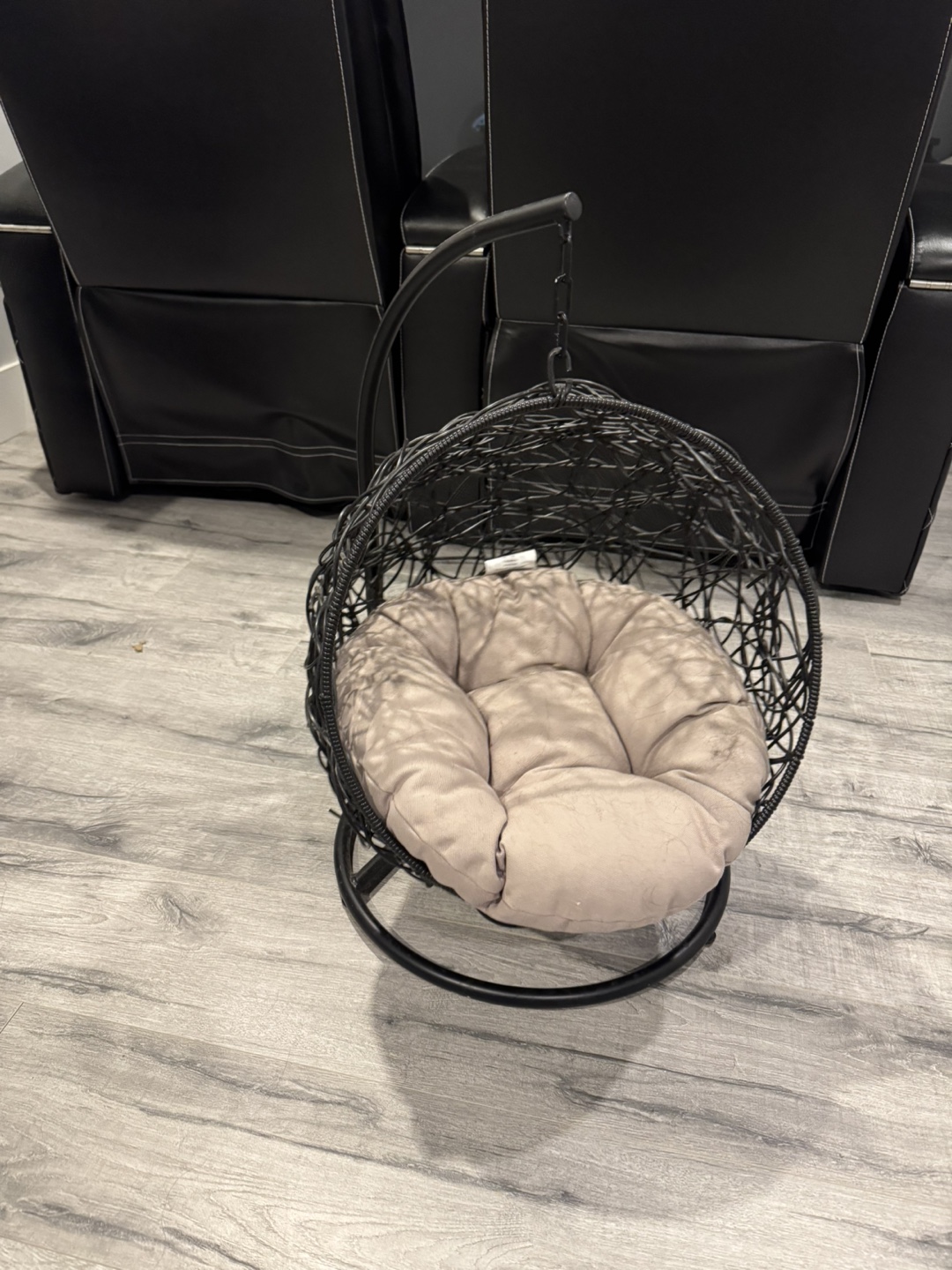 Dog or cat Hanging Egg Chair - Black Wicker