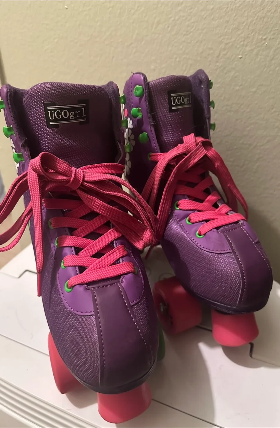 UGOgrl Purple Roller Skates thumbnail