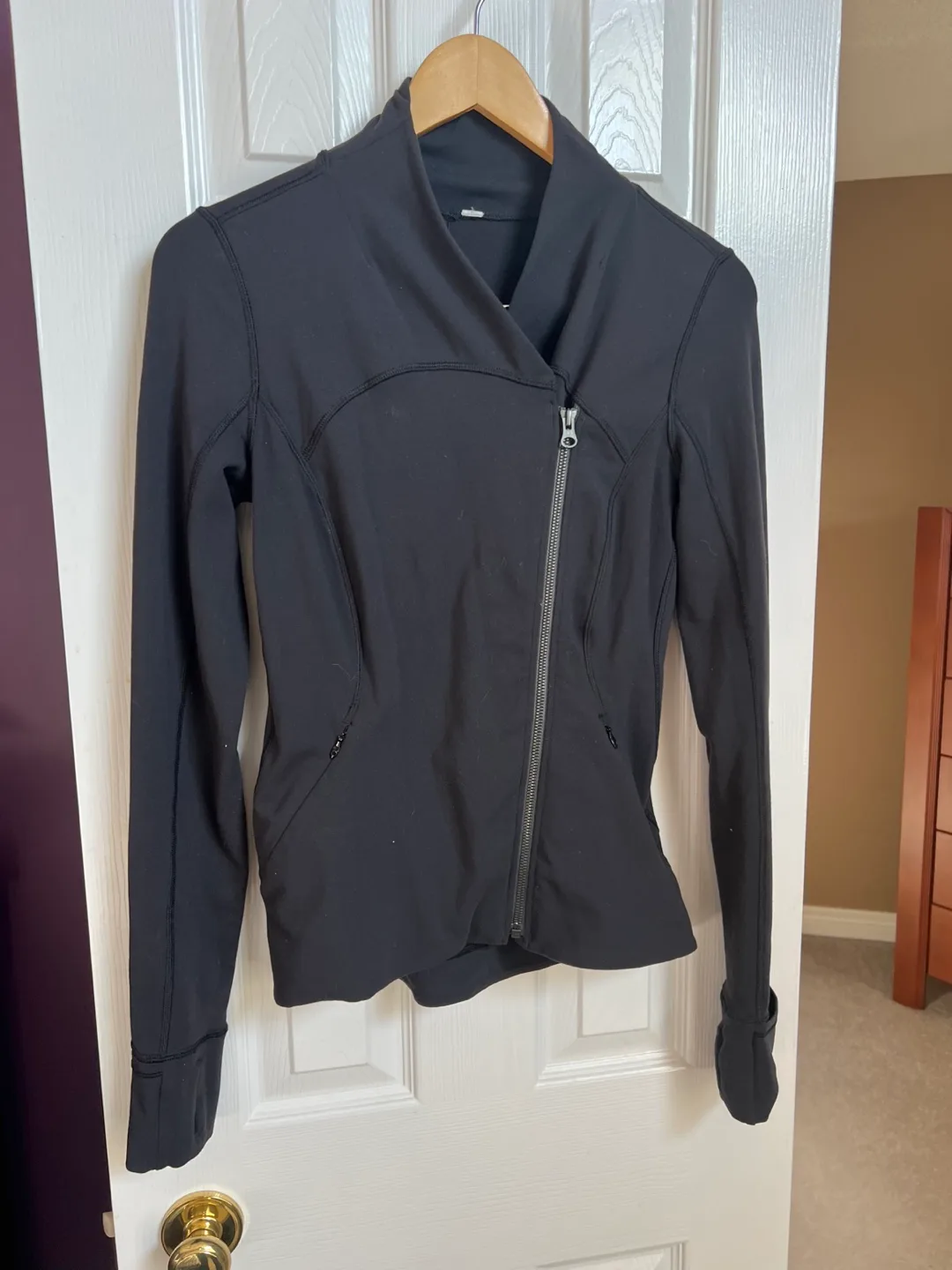 Lululemon Black Jacket Size 6 thumbnail
