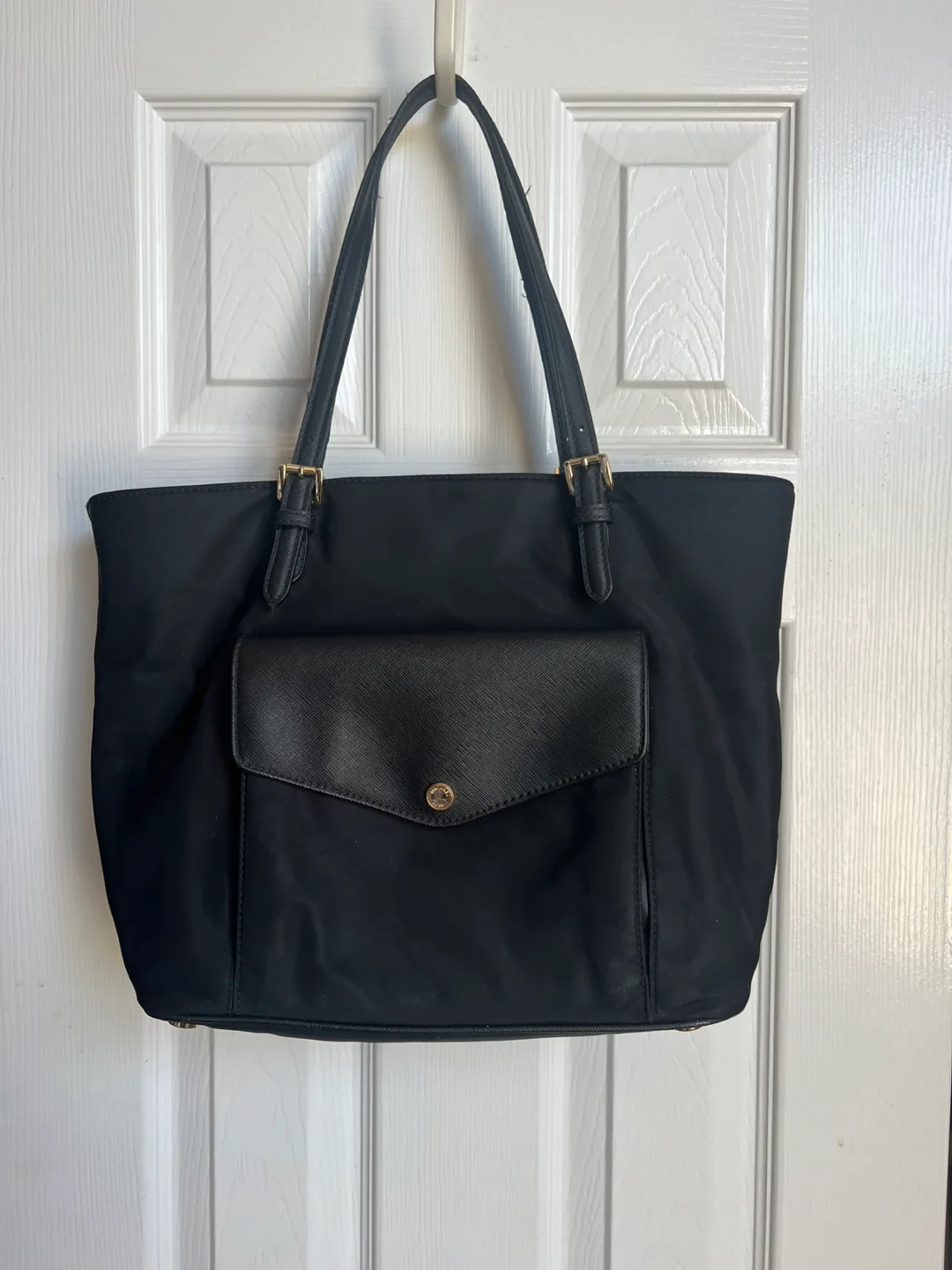 Michael Kors Black Tote Bag thumbnail