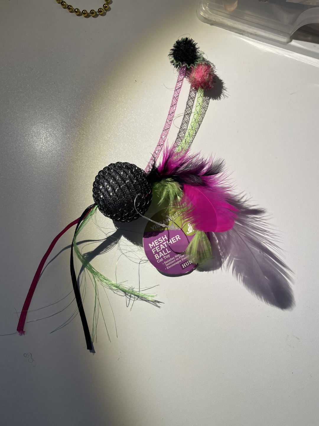 Vibrant Life Mesh Feather Ball Cat Toy 🧡 - photo 3