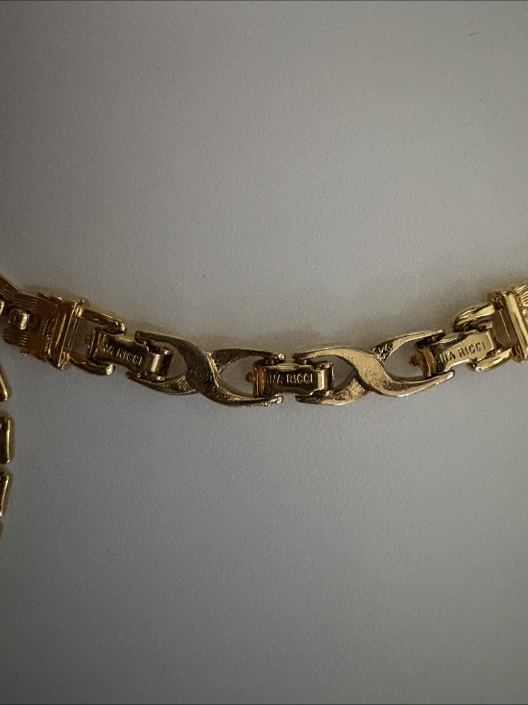 Vintage Nina Ricci Gold Tone Necklace - photo 2