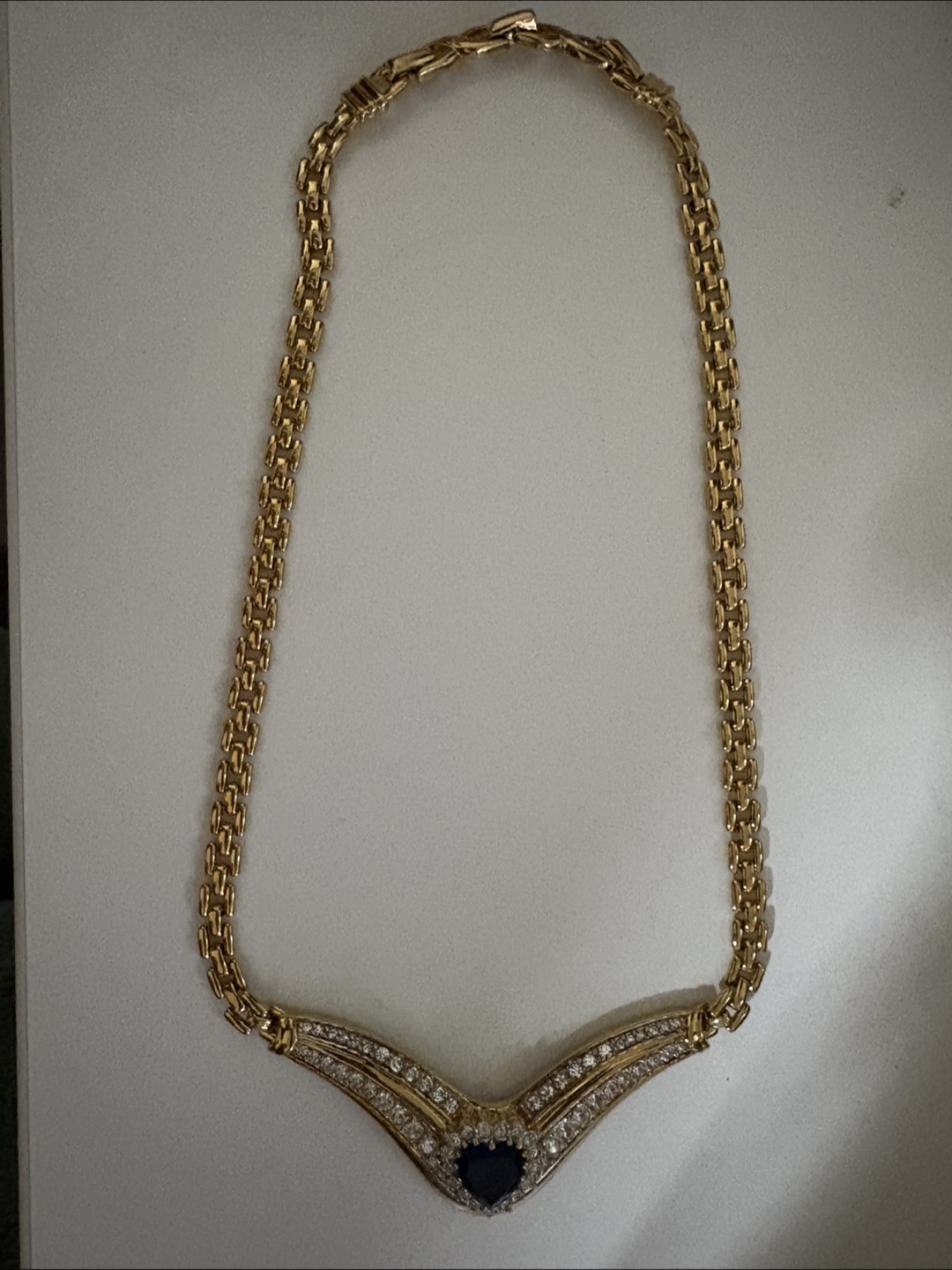 Vintage Nina Ricci Gold Tone Necklace