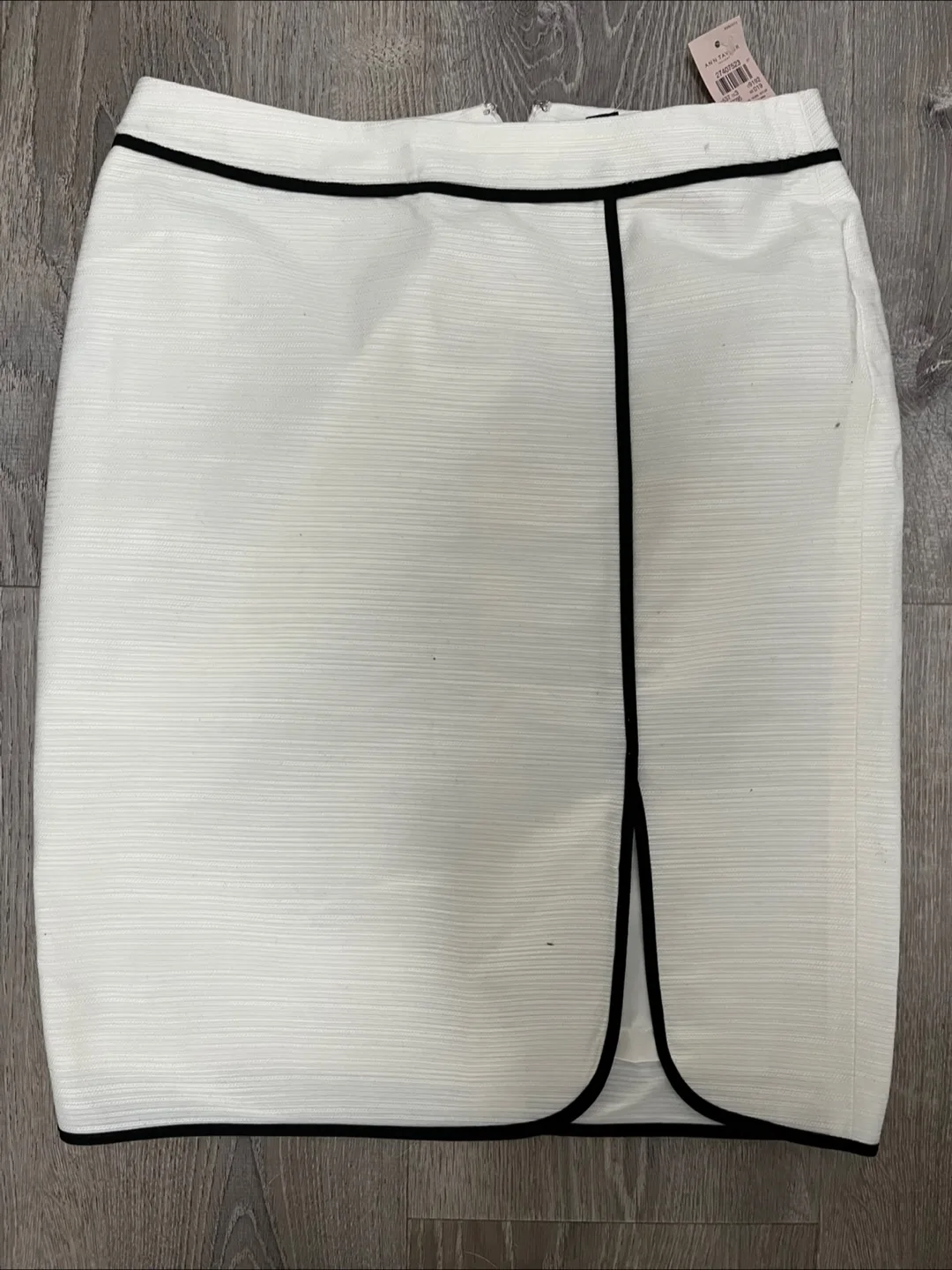 Ann Taylor Factory Petite Skirt - Size 0P thumbnail
