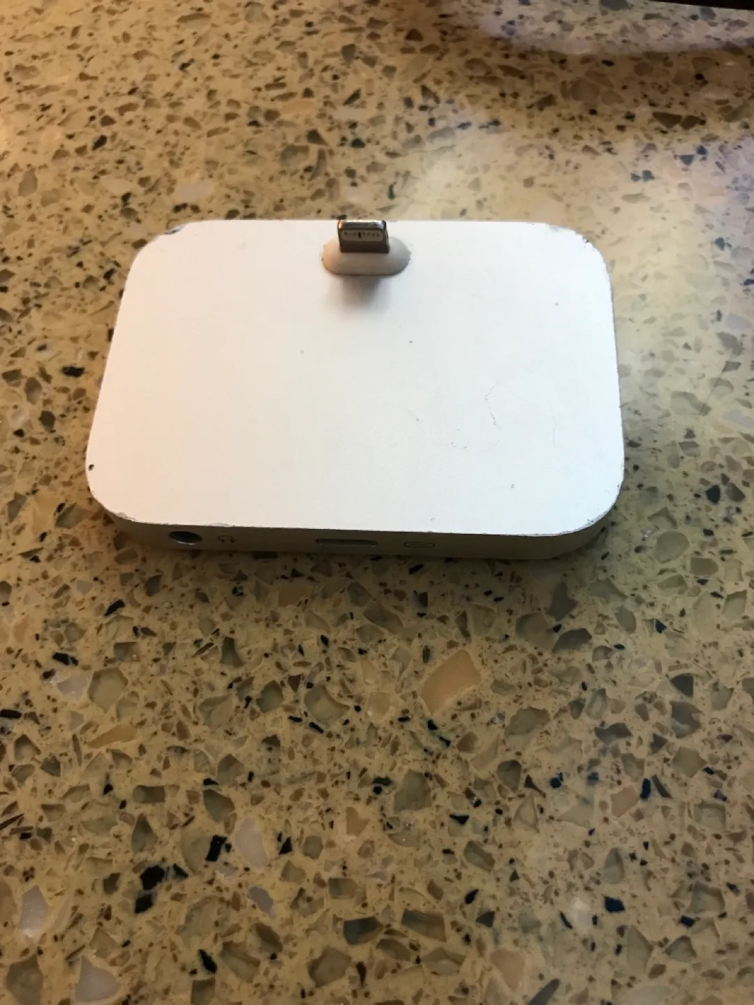 Apple iPhone Dock A1327 thumbnail