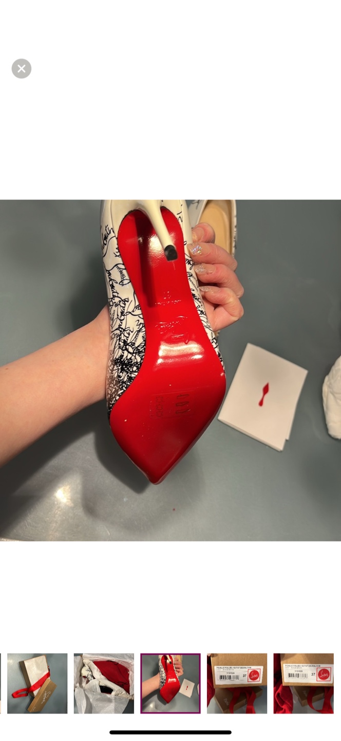 Christian Louboutin Heels - Size 37 - photo 2