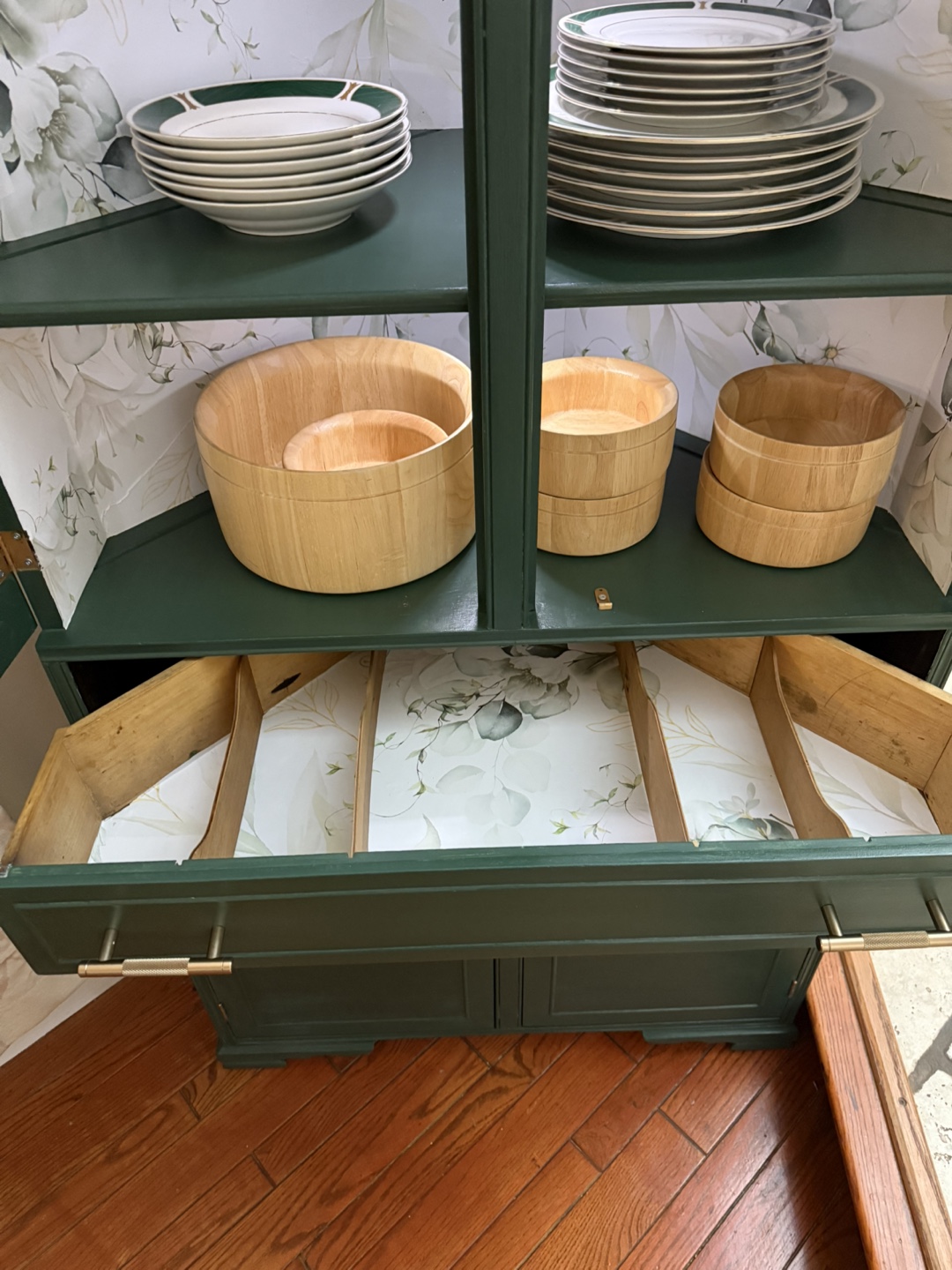 Green Display Cabinet - photo 2
