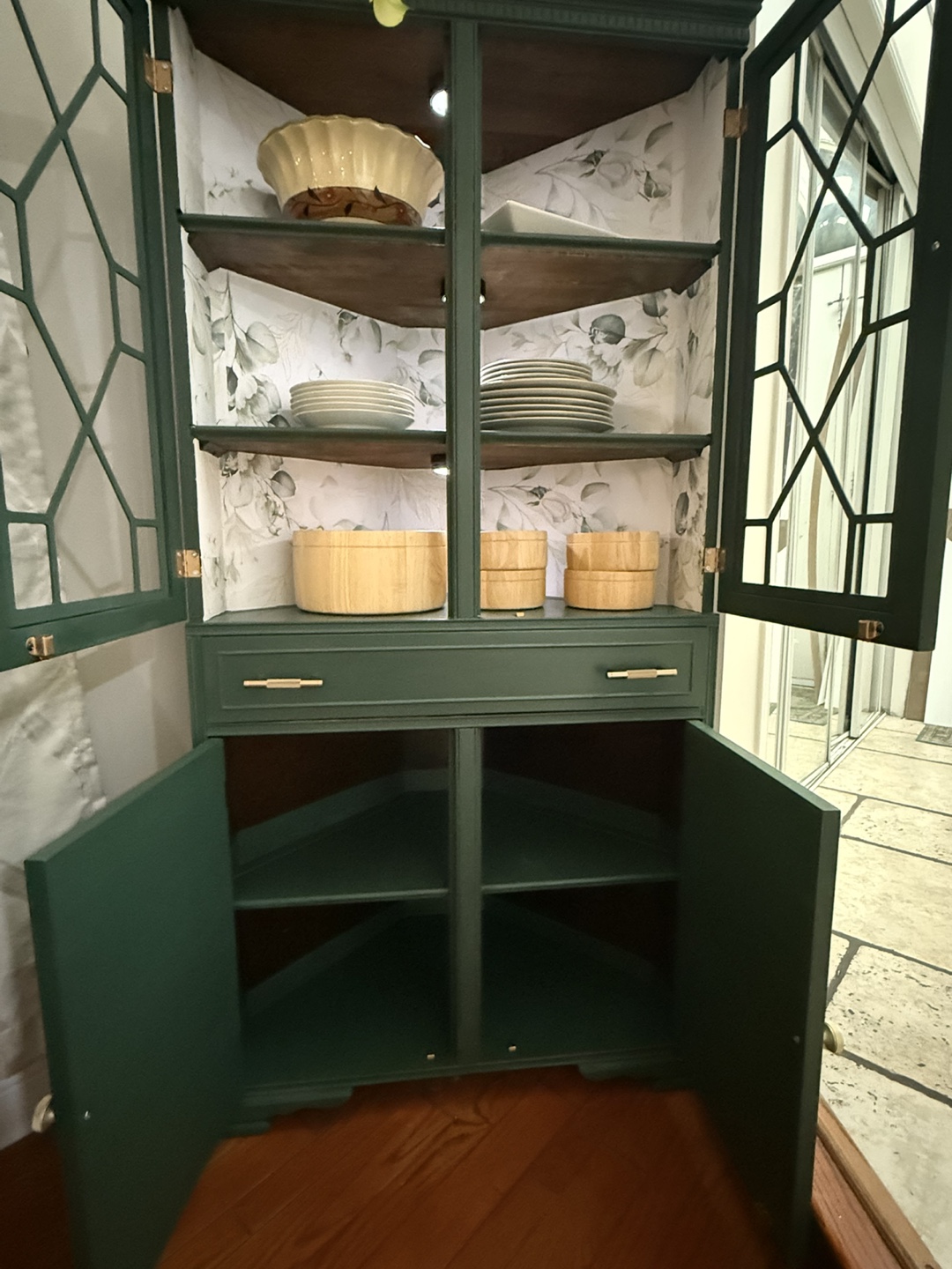 Green Display Cabinet - photo 4