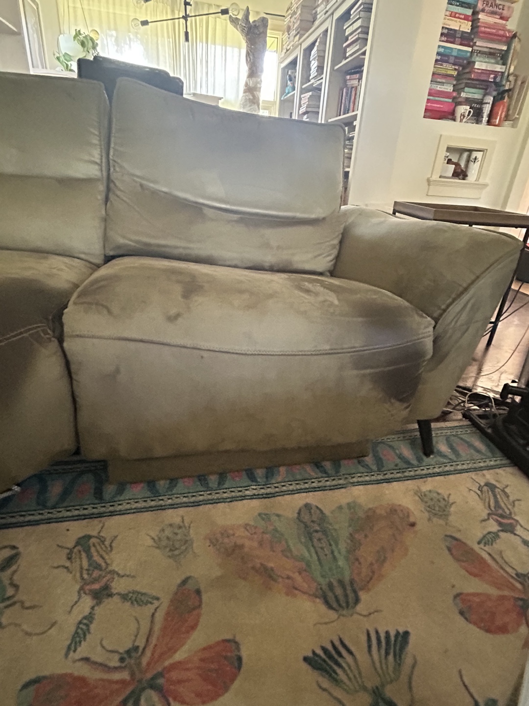 FREE TO COLLECT - Electric Recliner Sectional - Olive Green Velv - photo 4