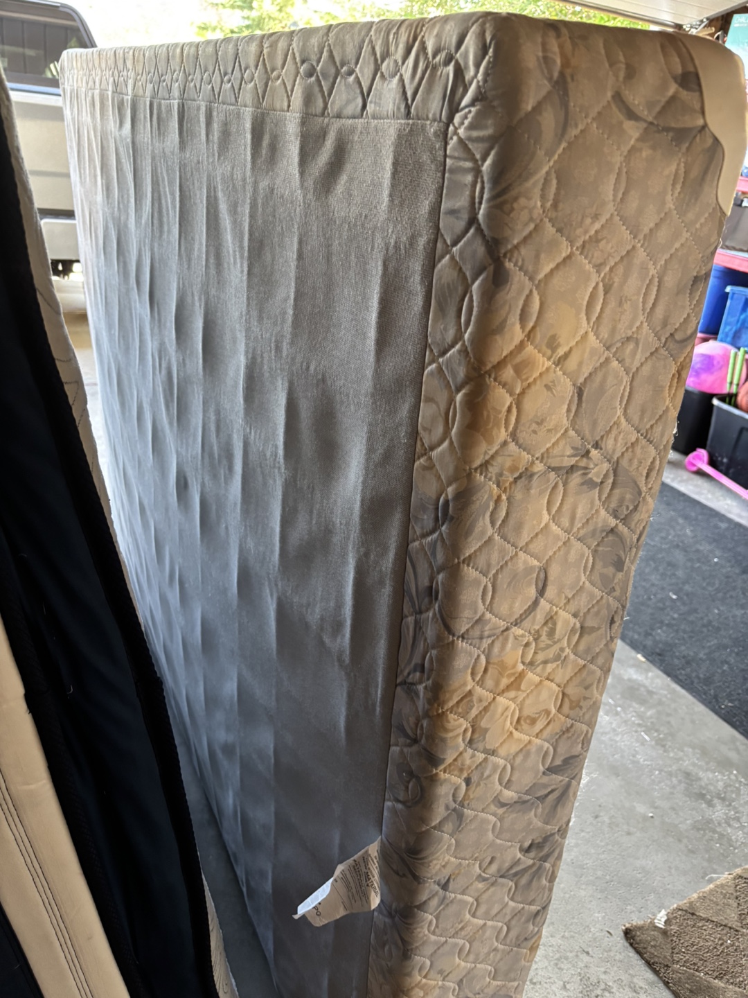 Queen boxspring - photo 2