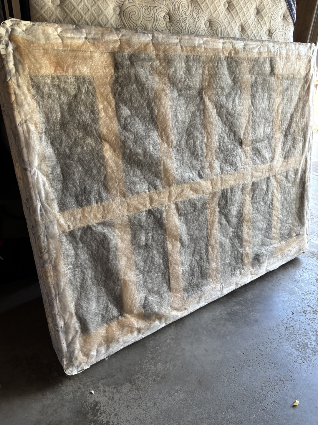 Queen boxspring - photo 3