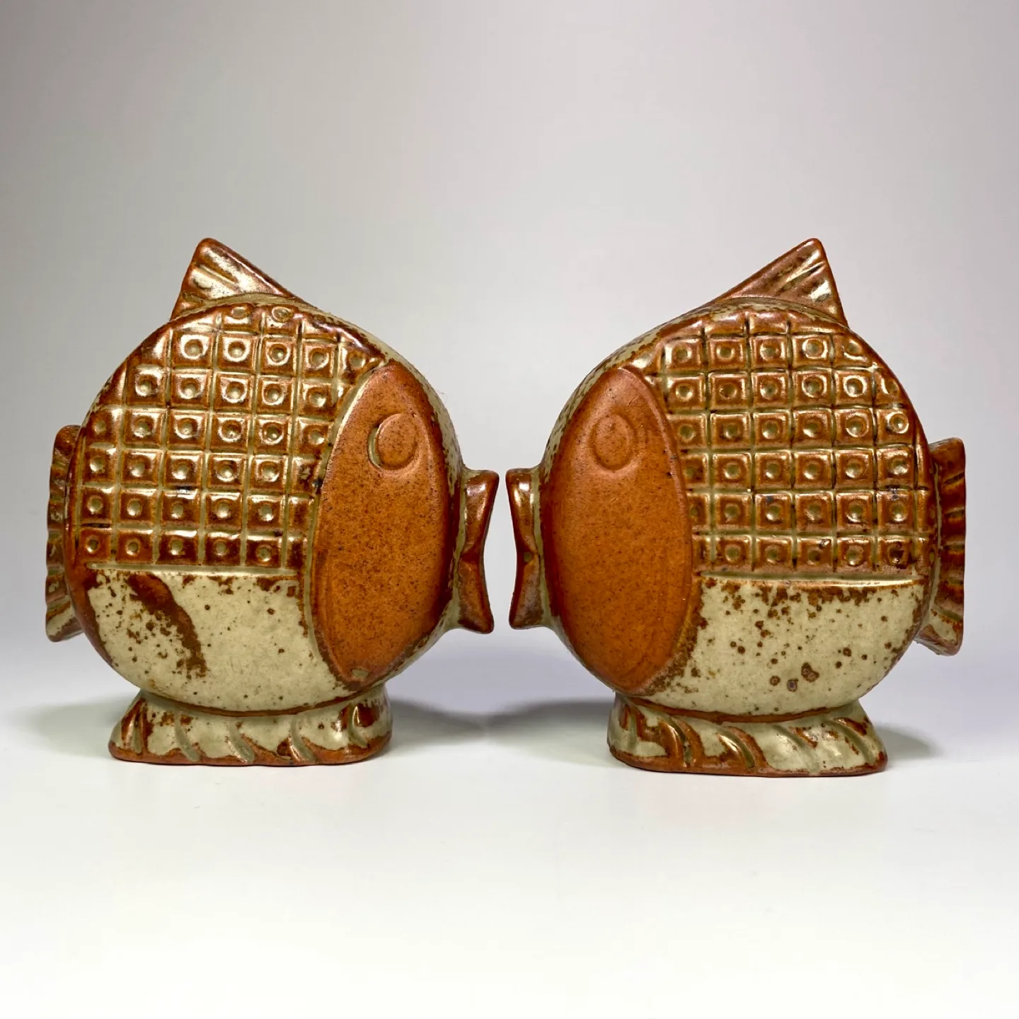 Vintage Fish S&P Shakers thumbnail