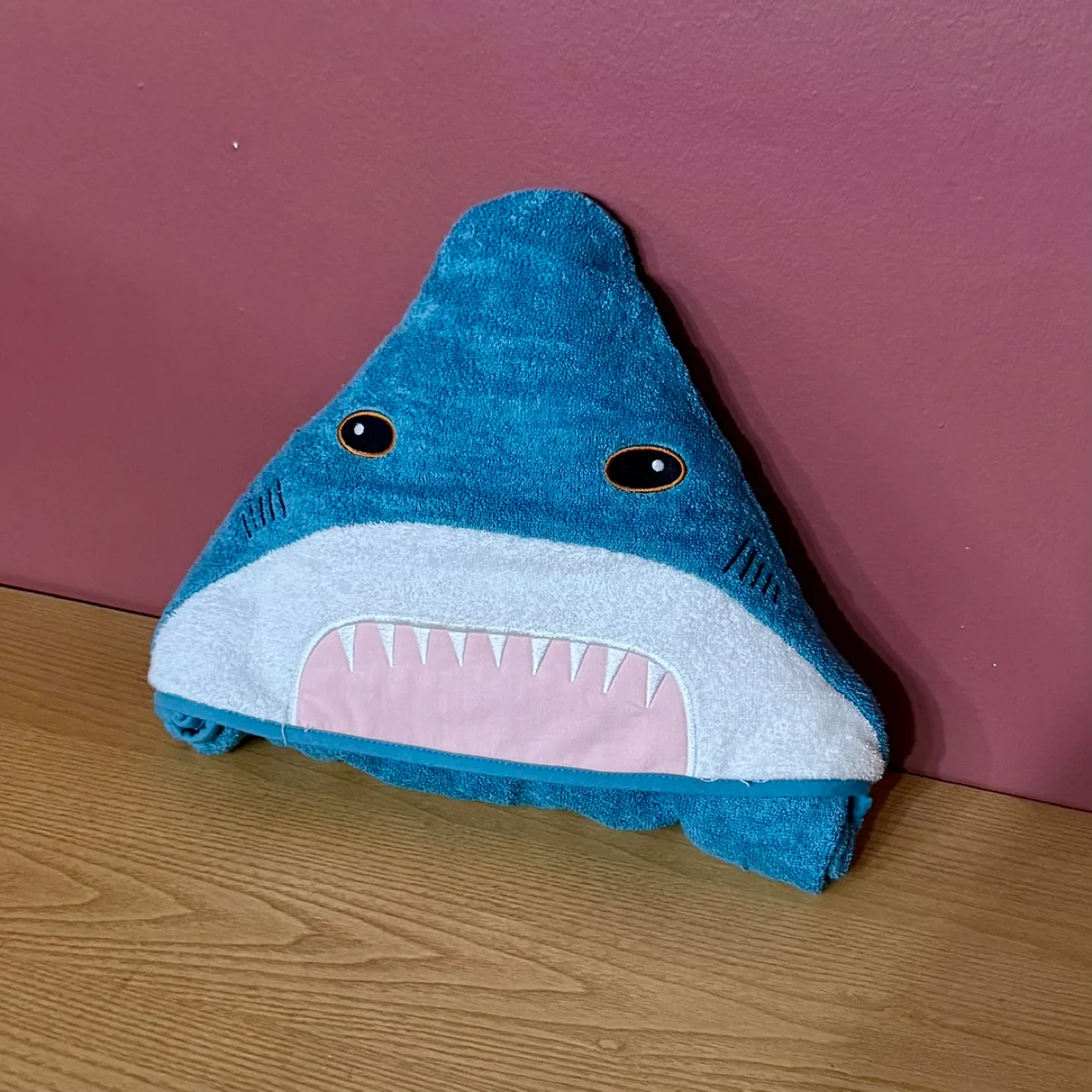 Shark Hooded Towel - Kids Bath Towel thumbnail