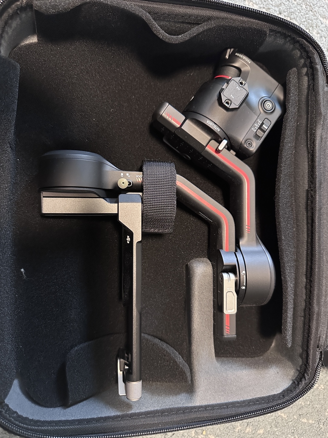 DJI RS 3 Gimbal Stabilizer Kit - photo 3