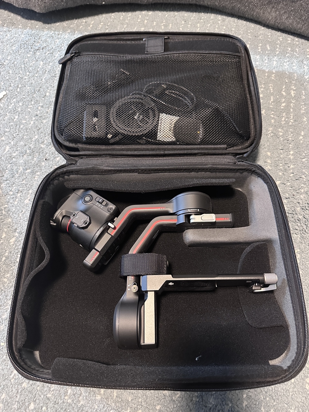 DJI RS 3 Gimbal Stabilizer Kit - photo 2
