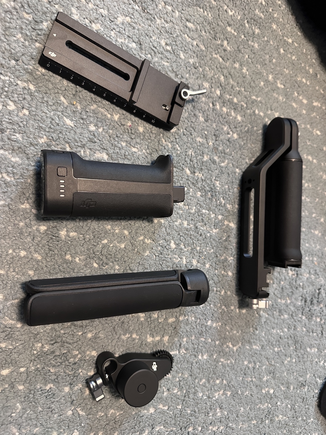 DJI RS 3 Gimbal Stabilizer Kit - photo 4