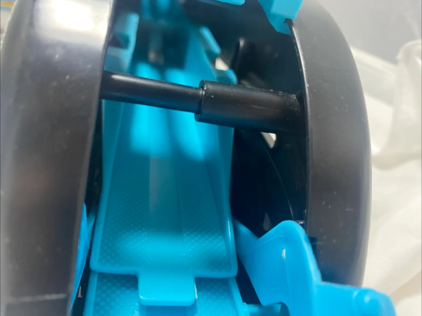 Hot Wheels Car Semi Truck FC021472 Car Transporter 2002 image indicator(4)