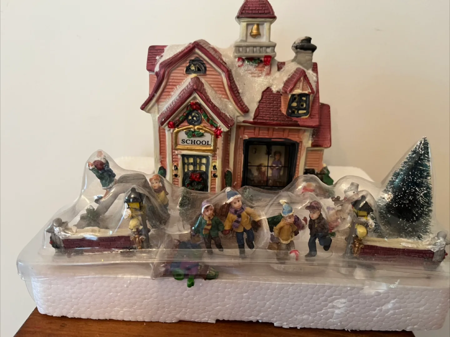 Lemax Village Collection Schoolhouse Figurine thumbnail