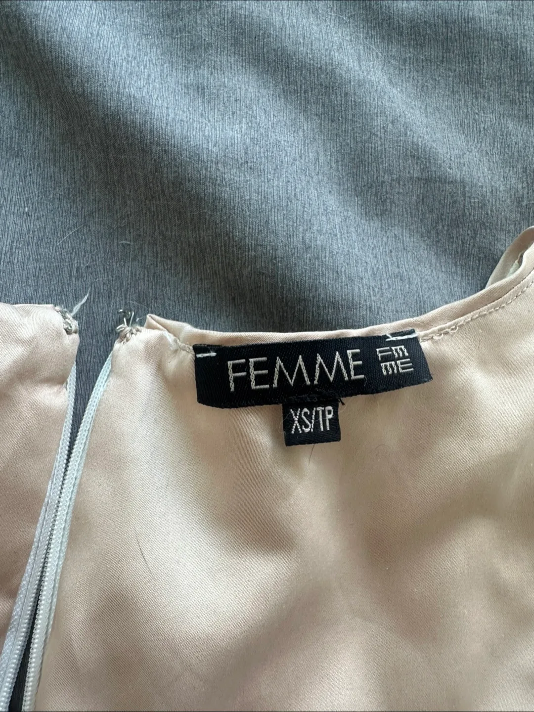 Cream & beige Lace peplum Top - Size XS 🧡 image indicator(5)