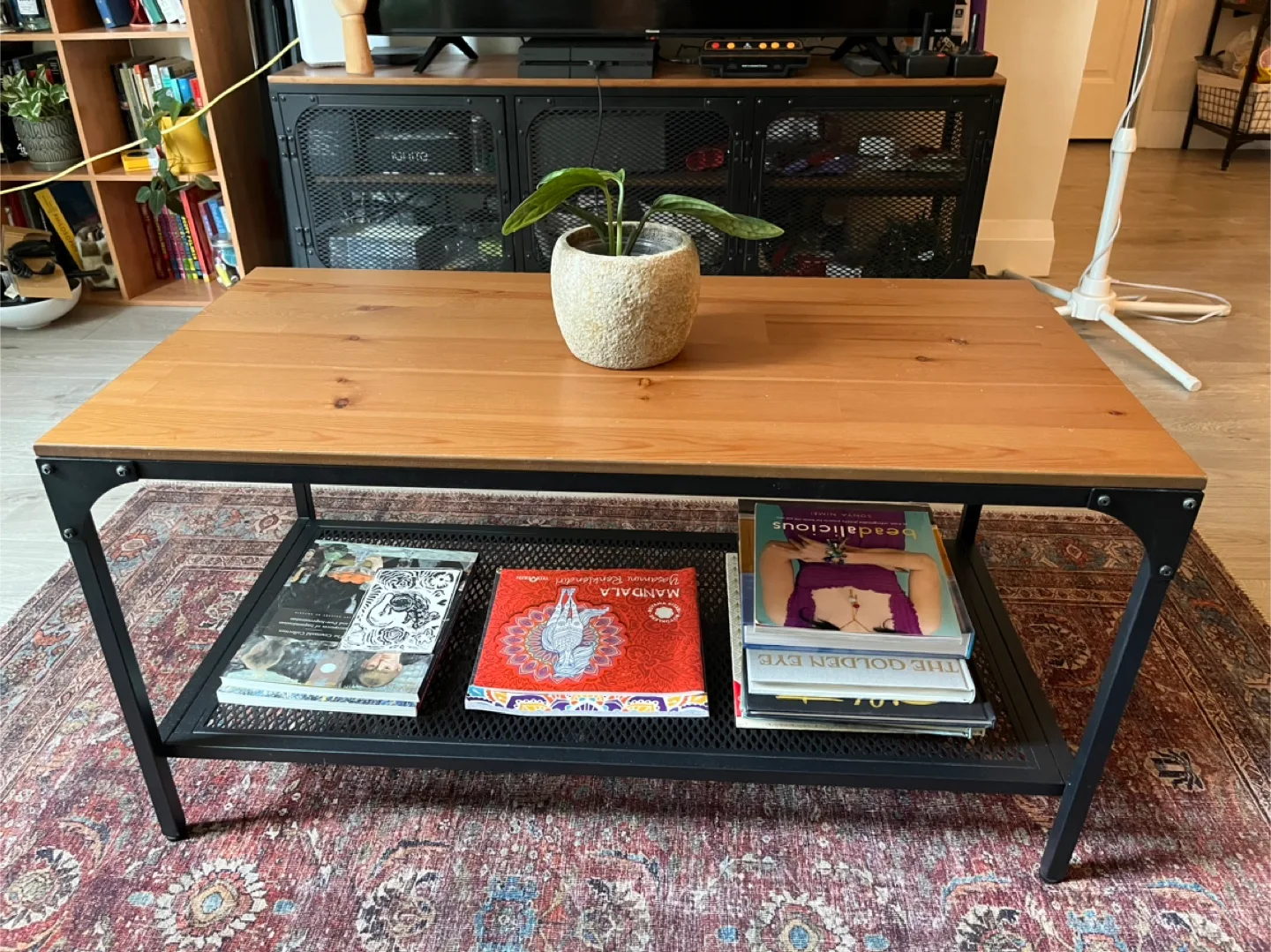 IKEA FJÄLLBO Coffee Table image indicator(2)