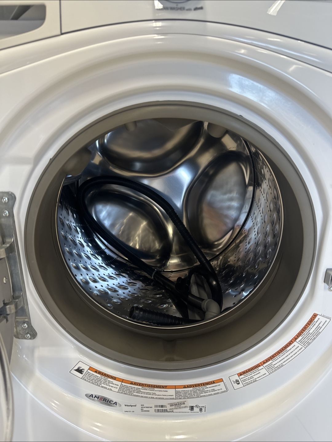 Whirlpool Washer and Dryer Set - photo 2
