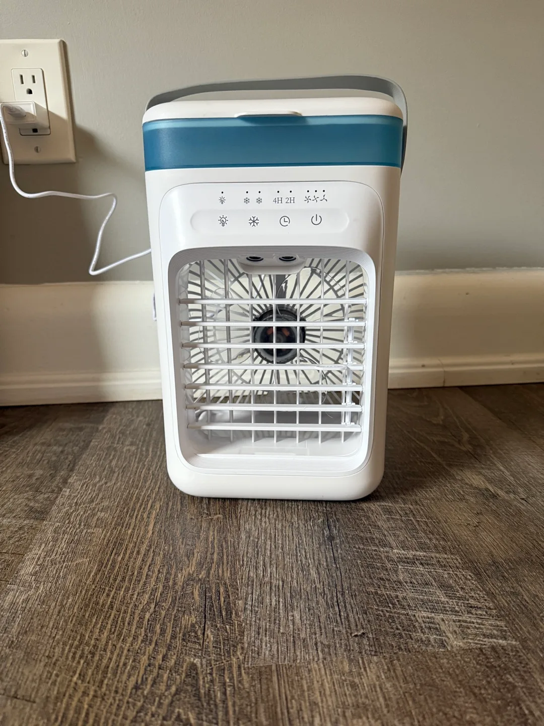 Portable Air Cooler - Personal Evaporative Cooler thumbnail
