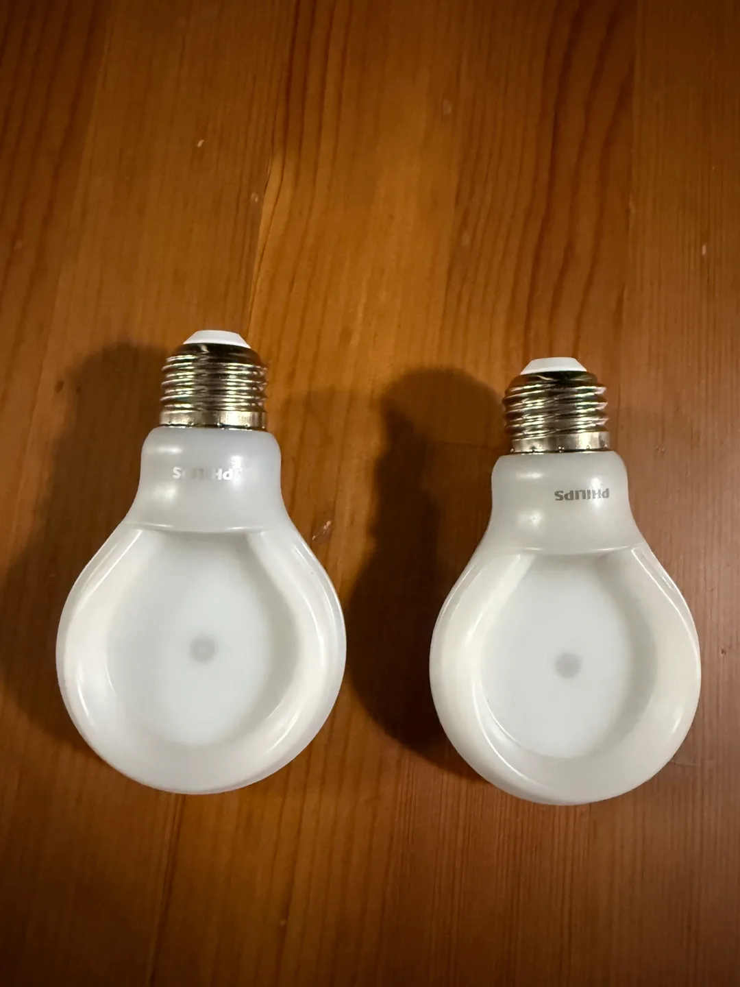 Philips 800 Lumens LED Light Bulbs thumbnail