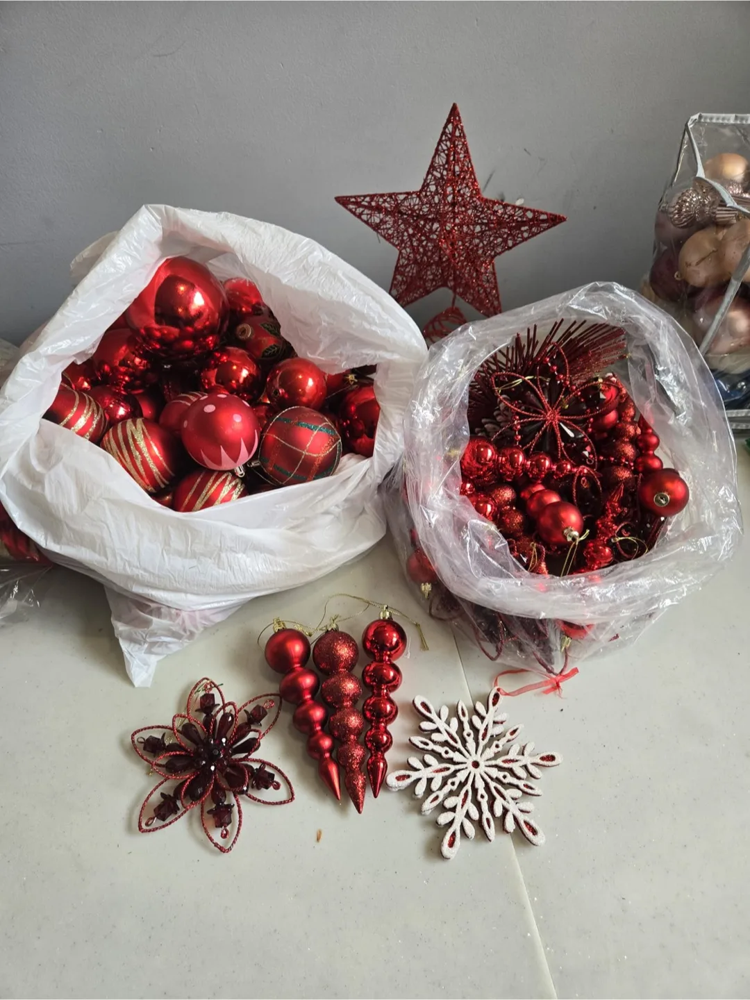Christmas Ornaments - Red Theme set thumbnail