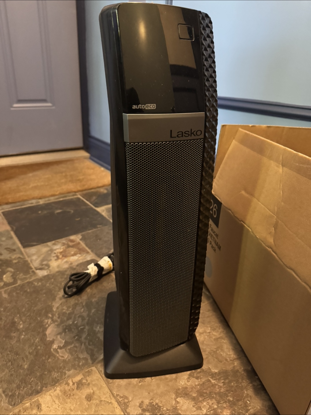 Lasko Auto Eco Tower Heater