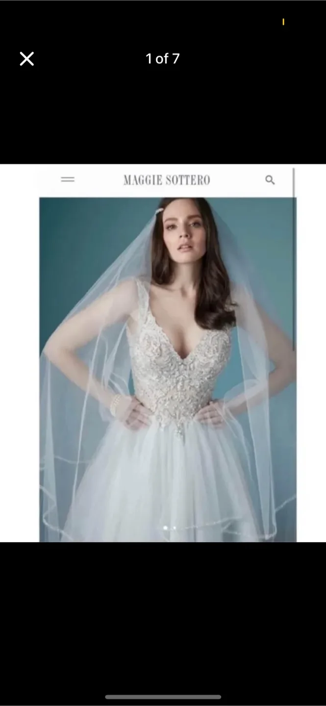 $450 retail Maggie Sottero Wedding Veil beaded thumbnail