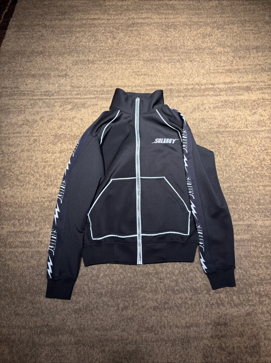 Soleboy Black & White Sweater Size Medium Men – Great Condition thumbnail
