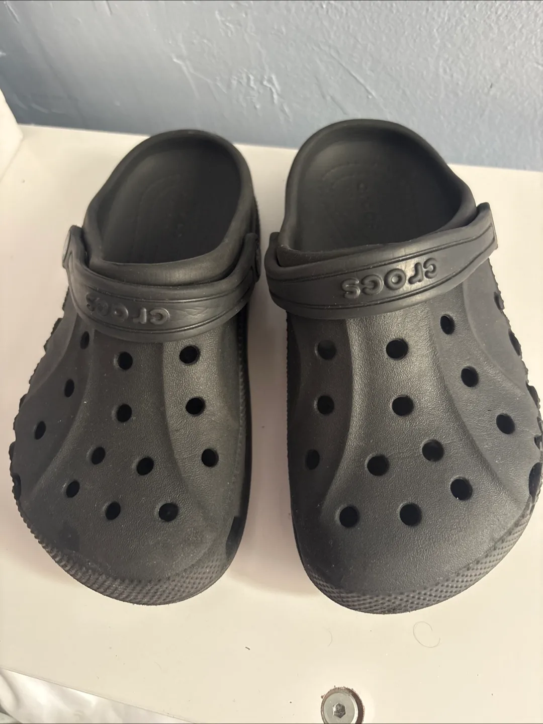 Black Crocs Clogs thumbnail