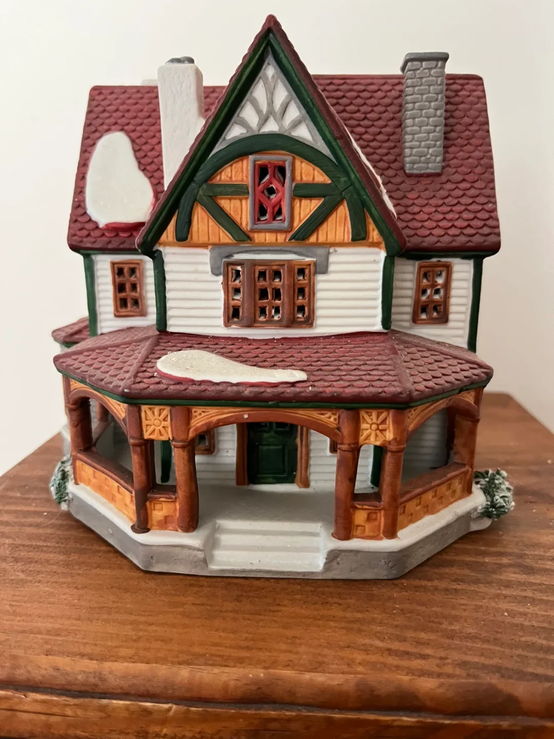 Lemax Victorian Home Village House thumbnail